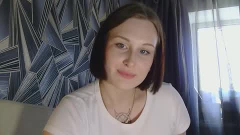 Snapshot of lolalibellule chatting on 09-24-25, 08:28 Lola online show from 09-24-25, 08:28