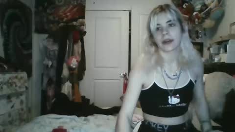 Snapshot of lolalixx6969 chatting on 12-28-24, 02:11 Lola Lixx online show from 12-28-24, 02:11