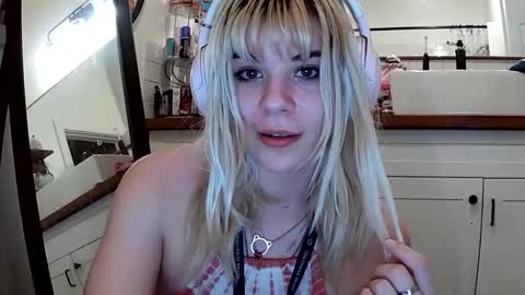 Lola Lixx online show from 05-04-26, 11:06
