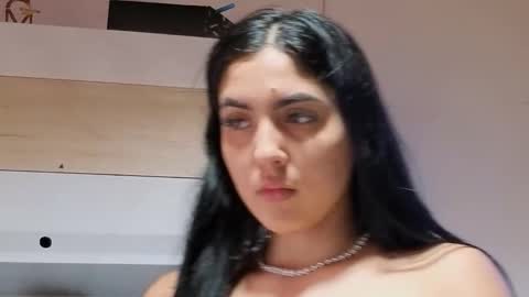 Snapshot of lolalola_12 chatting on 10-29-25, 01:19 lolalola_12 online show from 10-29-25, 01:19