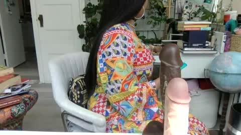 Snapshot of lolalustful chatting on 06-14-26, 07:05 Lola Lustful online show from 06-14-26, 07:05