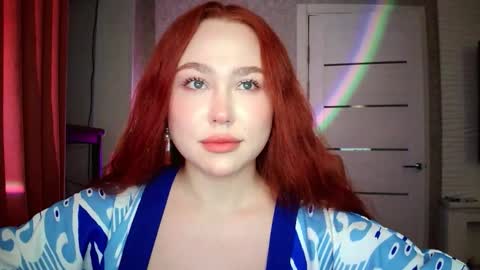 Lola online show from 10-12-25, 12:37