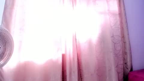 lolasweett_ online show from 11-22-25, 01:43