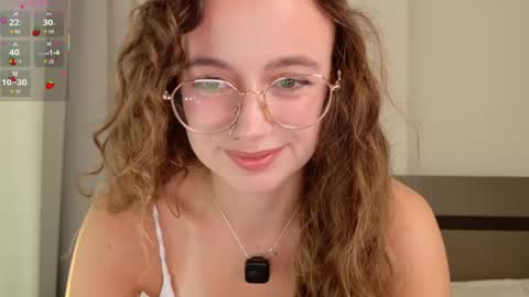 Lolatheangel online show from 04-17-26, 01:08