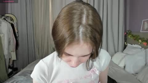 Lola online show from 03-12-26, 09:26