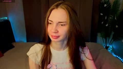 Lola online show from 04-02-26, 10:02