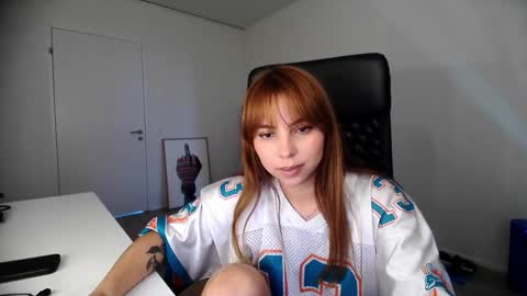 Lola doll online show from 03-24-26, 01:05