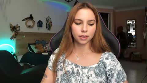 Snapshot of lolaverse chatting on 07-16-26, 04:13 Lola doll online show from 07-16-26, 04:13