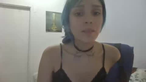 Snapshot of lole6913 chatting on 12-21-25, 06:42 lole online show from 12-21-25, 06:42