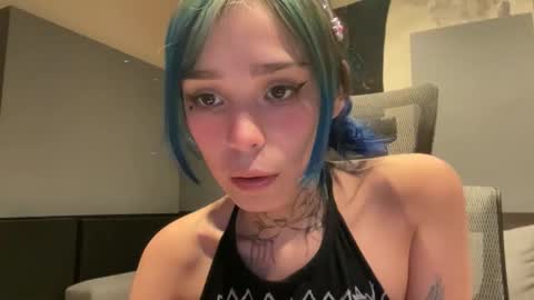 Snapshot of lole6913 chatting on 02-05-26, 12:15 lole online show from 02-05-26, 12:15