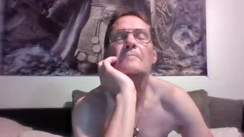 Snapshot of lolfun66 chatting on 07-12-26, 07:38 lolfun66 online show from 07-12-26, 07:38