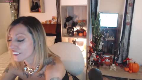 Dear tippers follow me on my new cb account lennarogers online show from 10-28-25, 11:29