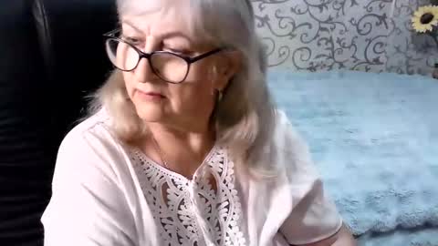 LolkaAlyss online show from 09-18-25, 06:21