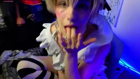 Christine online show from 10-19-25, 10:54