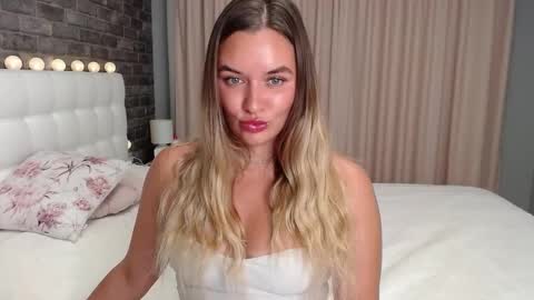 Victoria online show from 09-29-25, 05:29