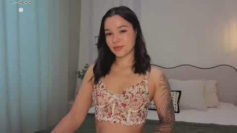 Snapshot of lolly_turner chatting on 07-18-26, 04:05 lolly_turner online show from 07-18-26, 04:05