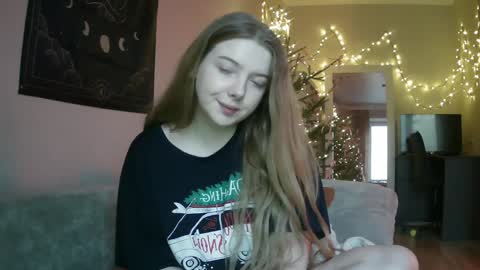 Lilly online show from 01-09-25, 01:45