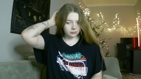 Lilly online show from 01-10-25, 03:58