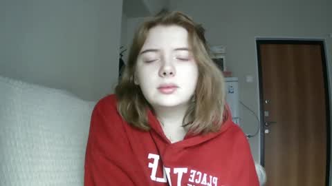 Lilly online show from 02-07-25, 01:32