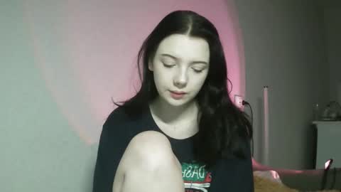 Lilly online show from 11-25-25, 04:40