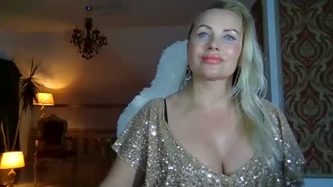 Roxy online show from 01-11-25, 02:36