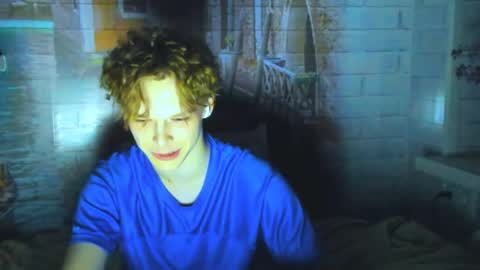 Nelis online show from 04-18-26, 09:48