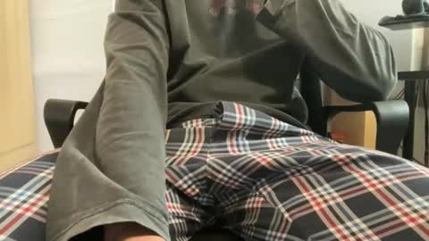 Snapshot of lolobigass chatting on 12-16-24, 12:16 lols online show from 12-16-24, 12:16