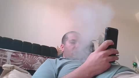 Snapshot of lolobobo1990 chatting on 05-25-26, 10:32 lolobobo1990 online show from 05-25-26, 10:32