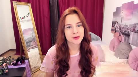 Snapshot of lolomercier chatting on 03-07-25, 12:58 LoloMercier online show from 03-07-25, 12:58