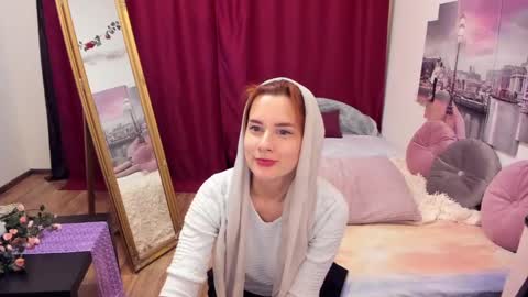 Snapshot of lolomercier chatting on 03-09-25, 04:33 LoloMercier online show from 03-09-25, 04:33