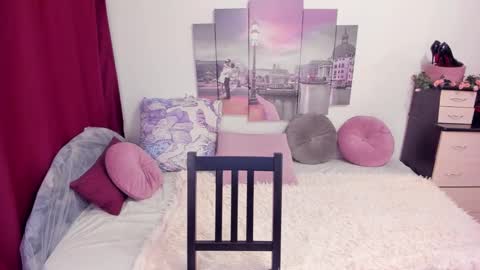 Snapshot of lolomercier chatting on 09-20-25, 08:43 LoloMercier online show from 09-20-25, 08:43