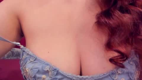 Snapshot of lolomercier chatting on 11-23-25, 07:02 LoloMercier online show from 11-23-25, 07:02