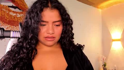 Snapshot of loly_marce chatting on 02-24-25, 08:25 loly_marce online show from 02-24-25, 08:25
