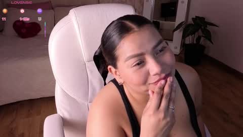 Snapshot of loly_marce chatting on 09-12-25, 09:04 loly_marce online show from 09-12-25, 09:04