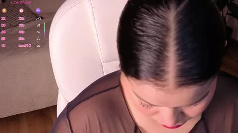 Snapshot of loly_marce chatting on 09-22-25, 08:33 loly_marce online show from 09-22-25, 08:33