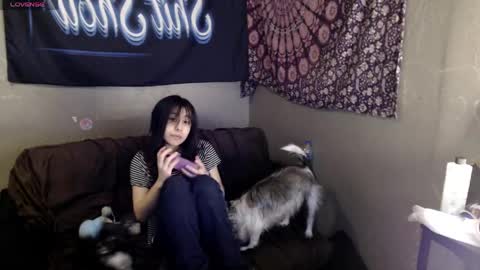 londonray online show from 04-12-26, 07:41