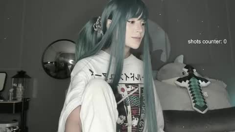 Snapshot of lonelly_lolly98 chatting on 04-24-26, 12:35 SABRINA online show from 04-24-26, 12:35