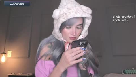 Snapshot of lonelly_lolly98 chatting on 05-15-26, 11:23 SABRINA online show from 05-15-26, 11:23