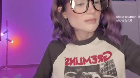 Snapshot of lonelly_lolly98 chatting on 06-04-26, 03:45 SABRINA online show from 06-04-26, 03:45