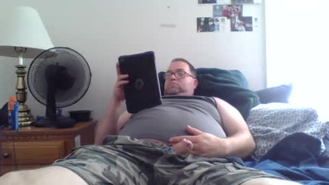 Snapshot of lonelyman91775 chatting on 09-21-25, 07:48 Lonely Man online show from 09-21-25, 07:48