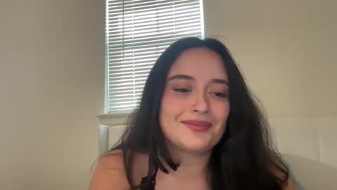 Snapshot of lonelypao chatting on 12-18-25, 09:21 Paola online show from 12-18-25, 09:21