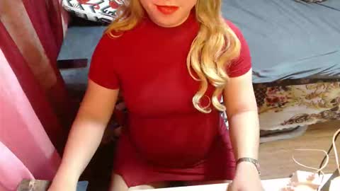 Snapshot of lonelysofia6969 chatting on 05-28-26, 07:33 lonelysofia6969 online show from 05-28-26, 07:33