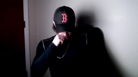 Snapshot of long_18 chatting on 12-15-25, 10:14 Long18 online show from 12-15-25, 10:14