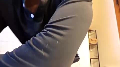 Snapshot of longbbc719 chatting on 03-06-26, 08:38 longbbc719 online show from 03-06-26, 08:38