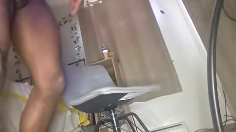 Snapshot of longbbc719 chatting on 03-07-26, 08:50 longbbc719 online show from 03-07-26, 08:50