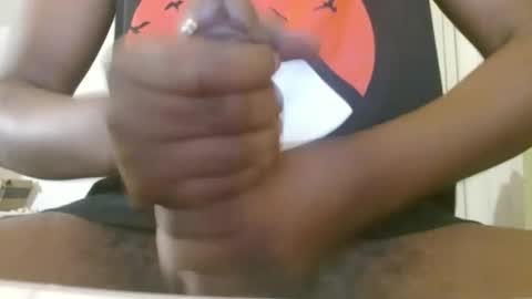 Snapshot of longblackcock28 chatting on 09-21-25, 06:59 longblackcock28 online show from 09-21-25, 06:59