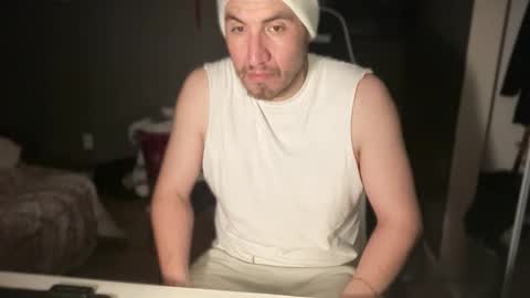 Snapshot of longdeee587367 chatting on 03-20-26, 03:44 longdeee587367 online show from 03-20-26, 03:44