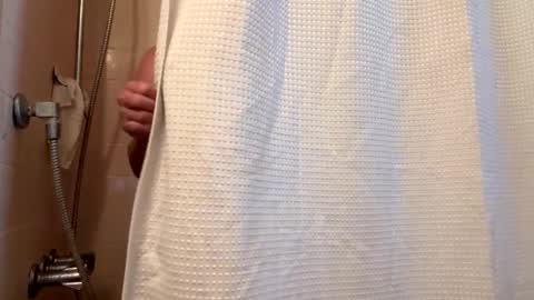 Snapshot of longdick136583483 chatting on 12-02-25, 09:32 longdick136583483 online show from 12-02-25, 09:32