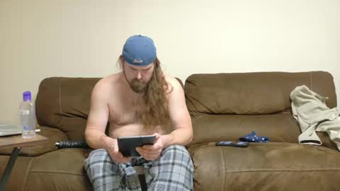 longhairedfreak1921 online show from 11-18-25, 06:34