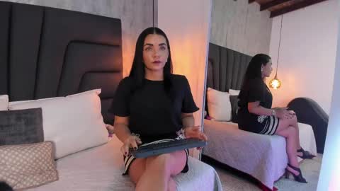 Snapshot of longina_ chatting on 05-28-26, 08:06 Longina online show from 05-28-26, 08:06